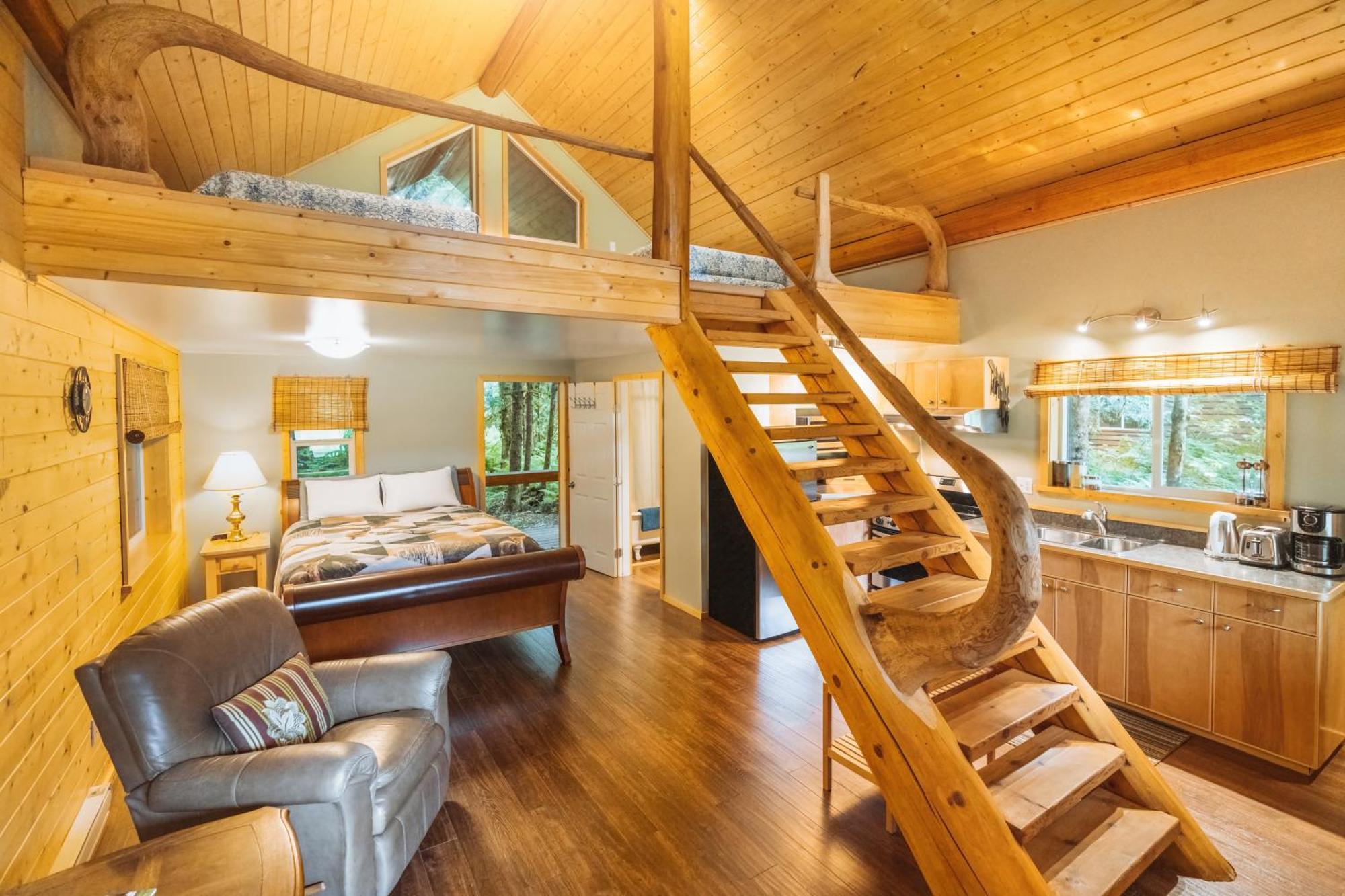 Bella Coola Grizzly Tours And Resort Hagensborg Exterior photo
